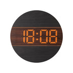 Orologio digitale in legno dal design moderno