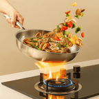 Padella in titanio martellato senza rivestimento – per tutti i piani cottura