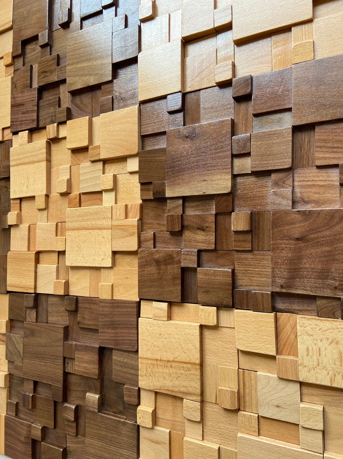 Pannelli acustici a mosaico in legno massello di faggio e noce