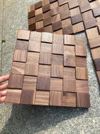 Pannelli acustici a mosaico in legno massello di faggio e noce