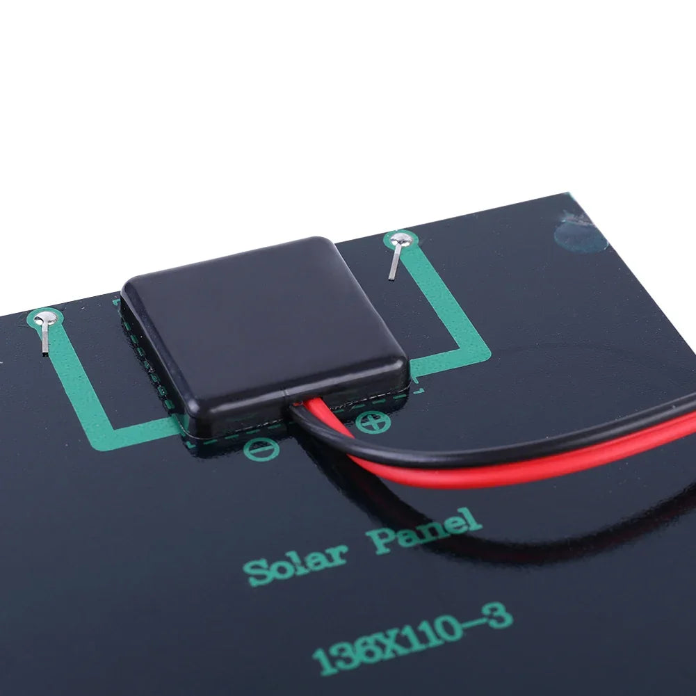 Pannello solare pieghevole 10 W – energia autonoma ovunque