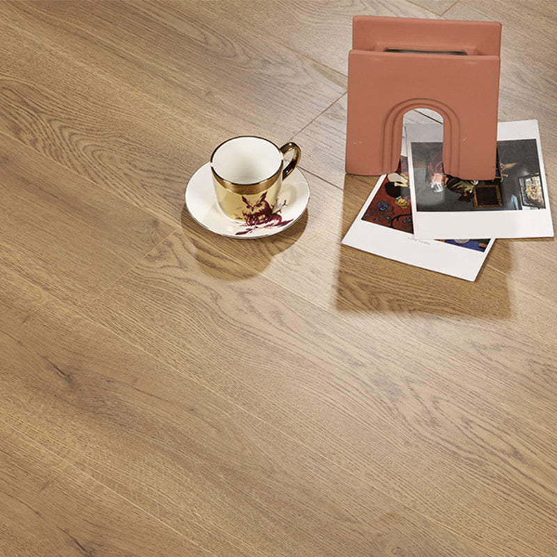 Pavimento laminato antiscivolo impermeabile effetto legno tinta unita
