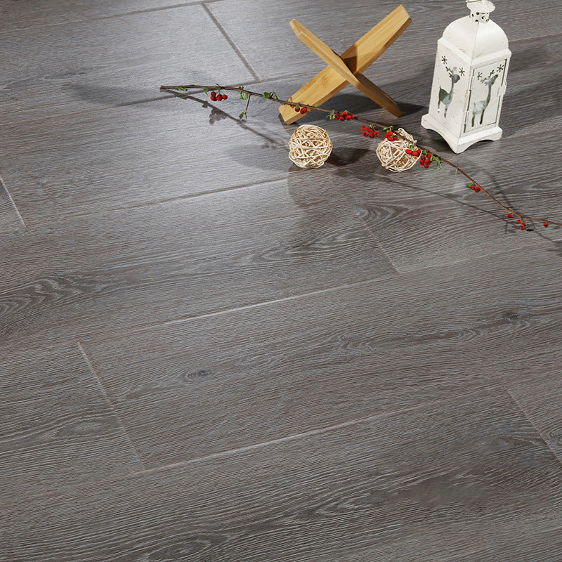 Pavimento laminato effetto acero con incastro a clic resistente alle macchie