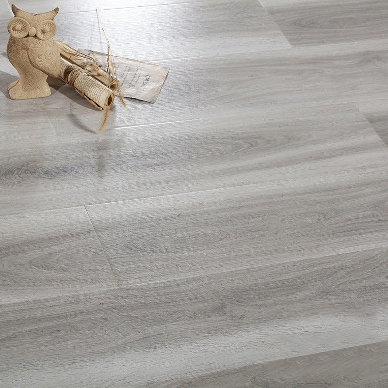 Pavimento laminato effetto acero con incastro a clic resistente alle macchie
