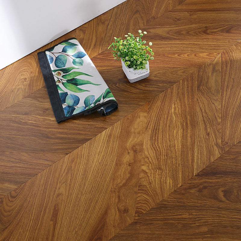 Pavimento laminato effetto legno ignifugo e impermeabile