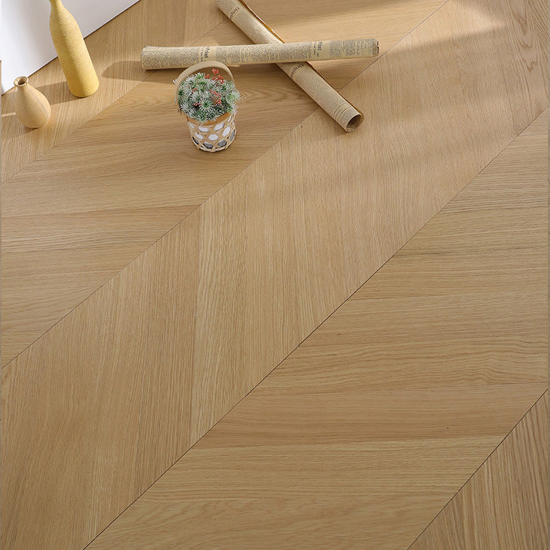Pavimento laminato effetto legno ignifugo e impermeabile