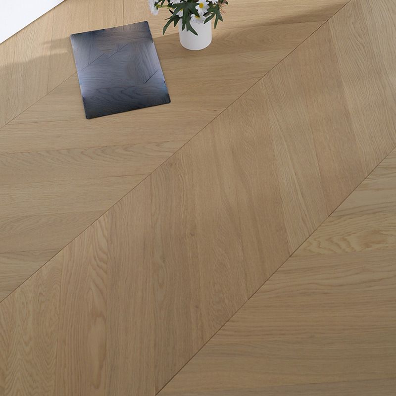 Pavimento laminato effetto legno ignifugo e impermeabile