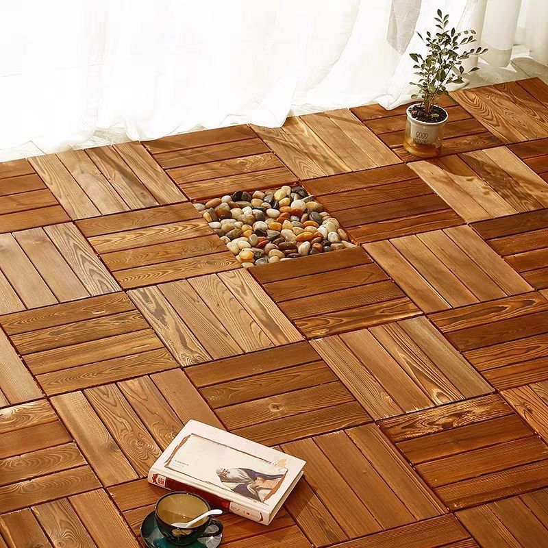 Pavimento laminato effetto pino scuro resistente alla muffa