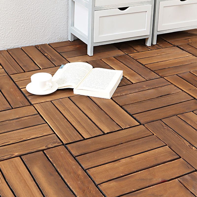 Pavimento laminato effetto pino scuro resistente alla muffa