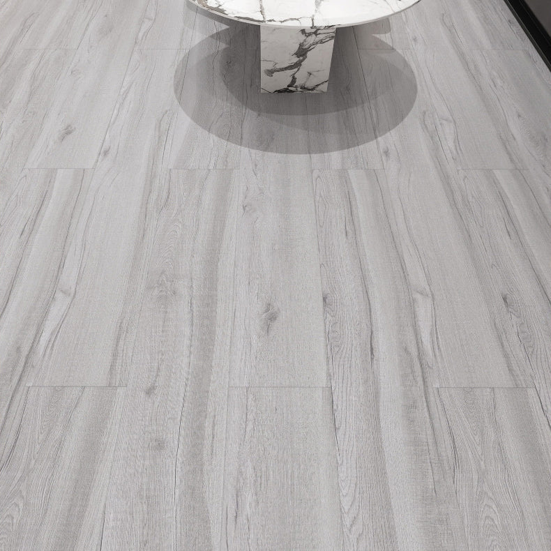 Pavimento laminato impermeabile effetto legno con incastro a clic