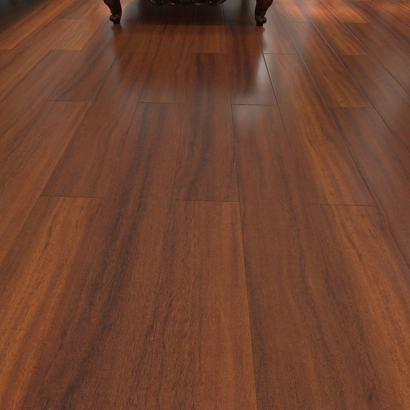 Pavimento laminato impermeabile effetto legno con incastro a clic