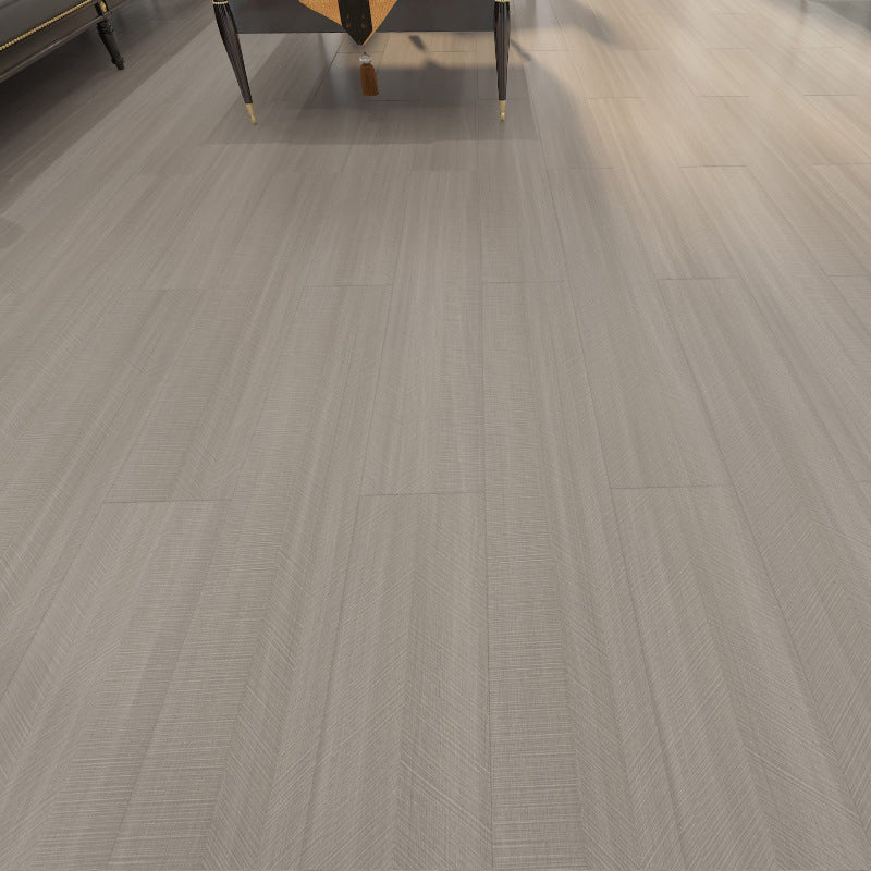 Pavimento laminato impermeabile effetto legno con incastro a clic
