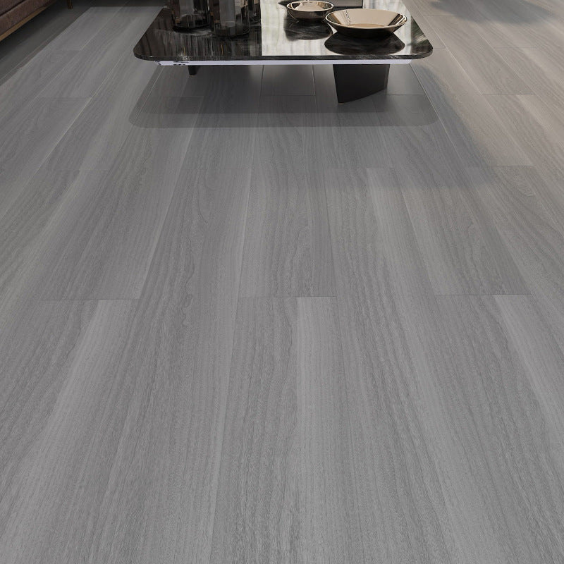 Pavimento laminato impermeabile effetto legno con incastro a clic