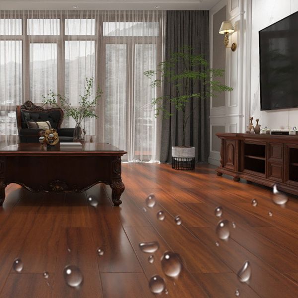 Pavimento laminato impermeabile effetto legno con incastro a clic