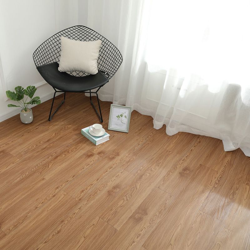 Pavimento vinilico autoadesivo effetto legno impermeabile e ignifugo