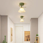 Plafoniera con vetro floreale decorativo