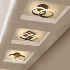 Plafoniera LED con struttura in metallo nero