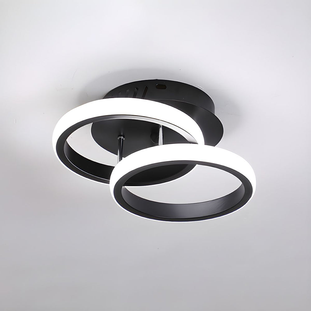 Plafoniera LED con struttura in metallo nero