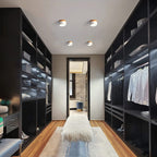 Plafoniera LED a filo soffitto con finitura legno rosa