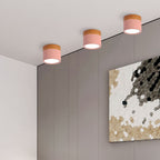 Plafoniera LED a filo soffitto con finitura legno rosa