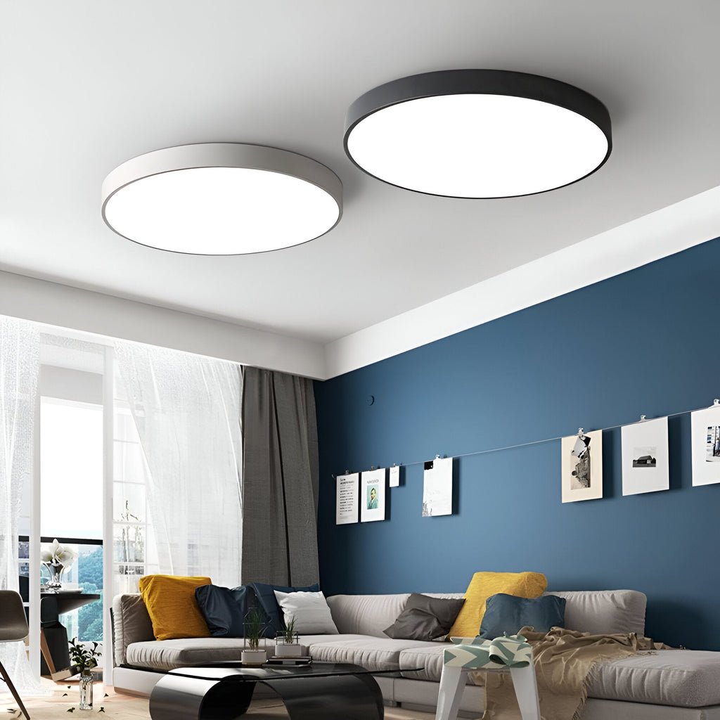 Plafoniera rotonda moderna con cornice sottile