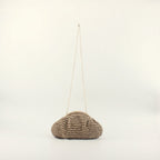 Pochette con intreccio decorativo