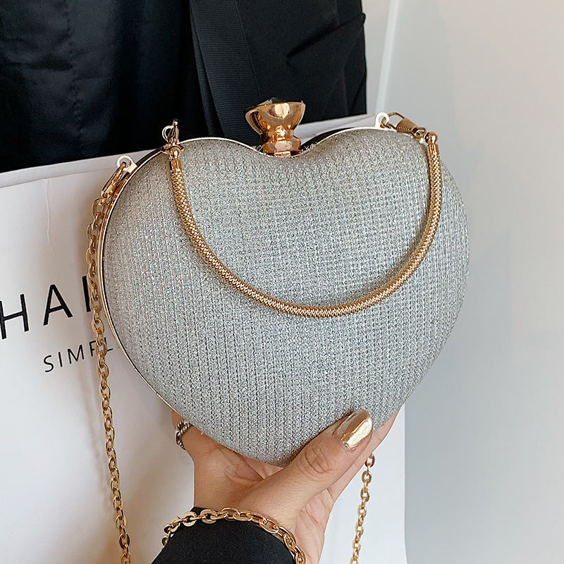 Pochette da sera a forma di cuore glamour