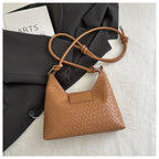 Pochette elegante con fiocco decorativo