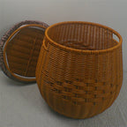 Pouf contenitore intrecciato con cuscino