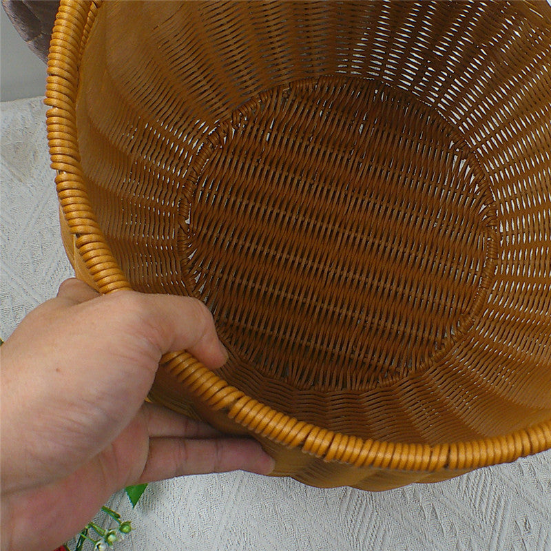 Pouf contenitore intrecciato con cuscino