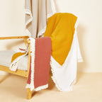 Sciarpa boho con frange e dettagli crochet