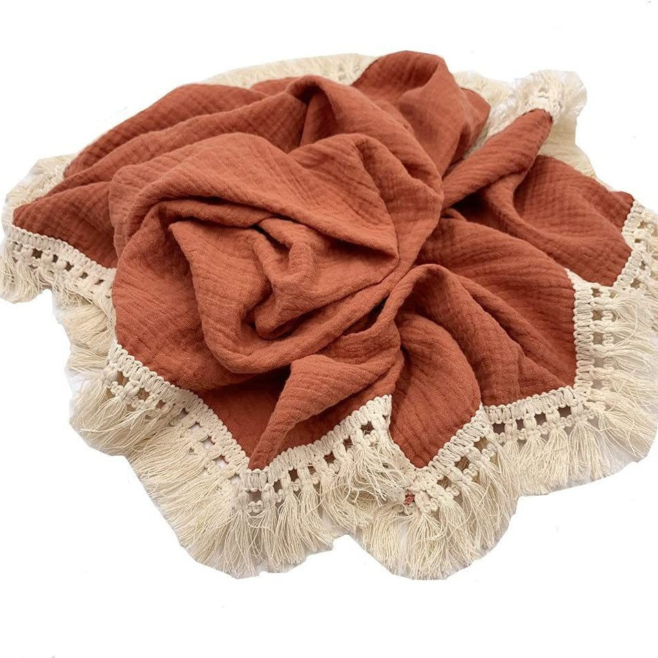 Sciarpa boho con frange e dettagli crochet