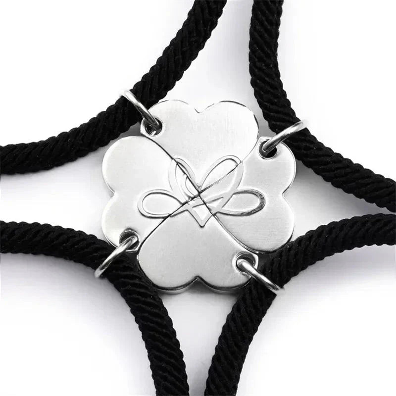 Set 4 bracelets magnetici con cuore in corda