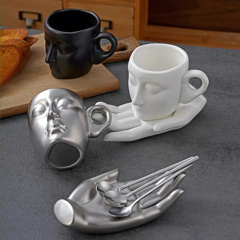 Set tazza da caffè con vassoio e cucchiaino – forma viso minimalista
