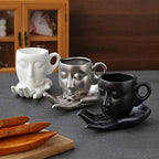 Set tazza da caffè con vassoio e cucchiaino – forma viso minimalista
