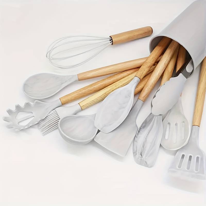 Set di utensili da cucina in silicone antiaderente e resistente al calore