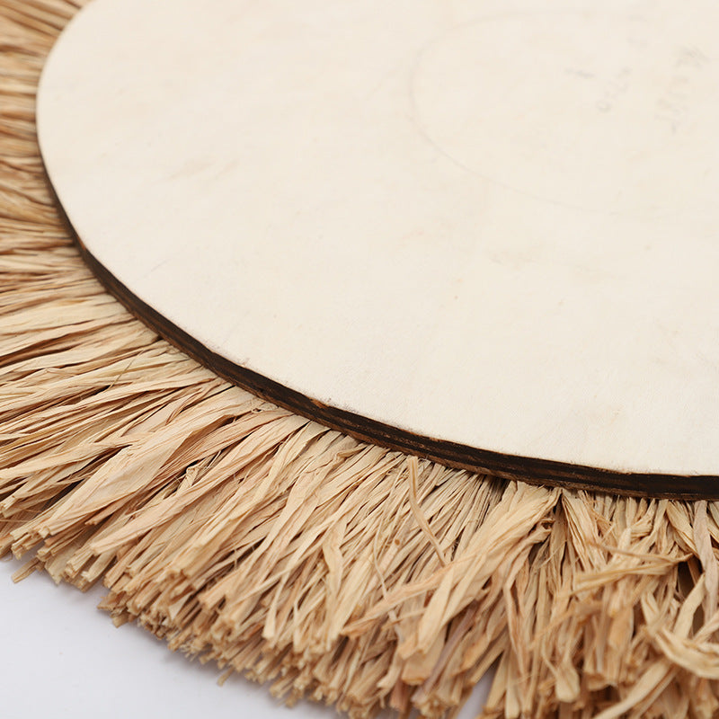 Specchio da parete decorativo con cornice in rattan naturale