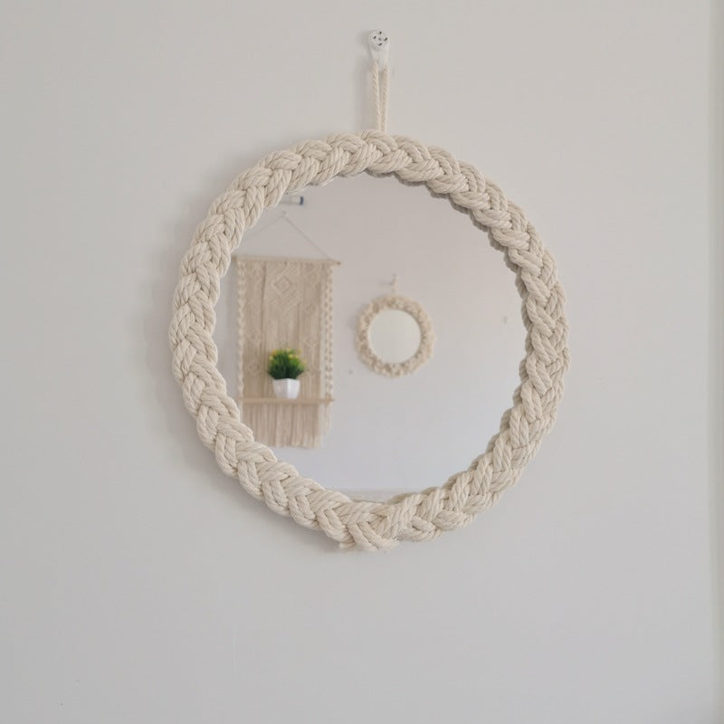 Specchio da parete decorativo con cornice intrecciata