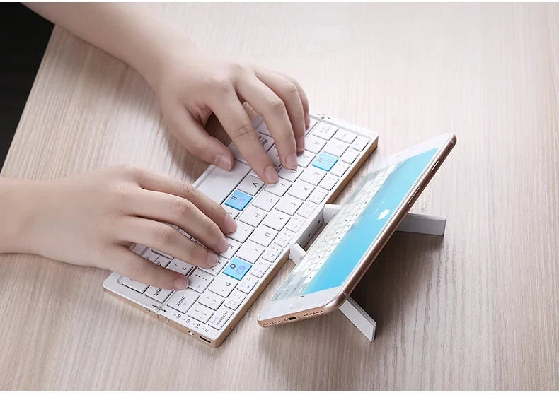Tastiera mini portatile per smartphone