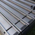 Tavolo pieghevole da esterno con superficie resistente al calore e ai graffi