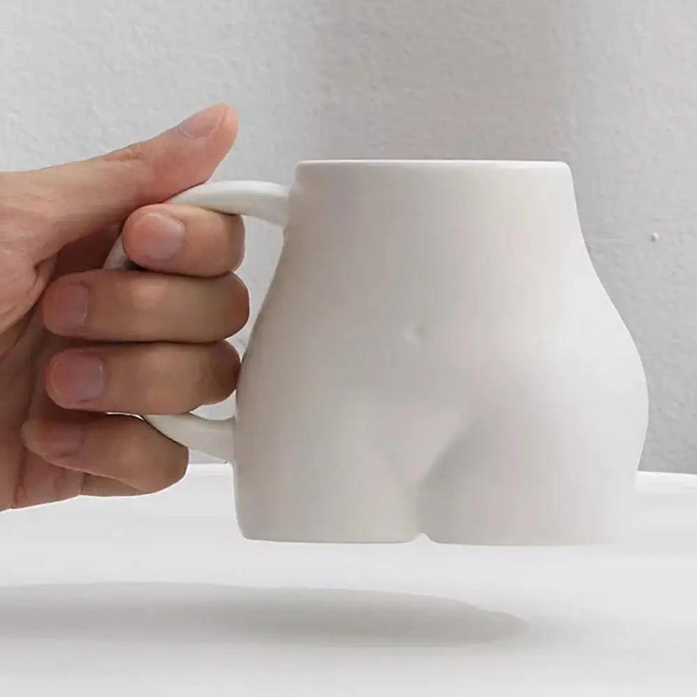 Tazza da caffè con curve femminili