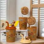 Tazza da donna con coperchio e design originale