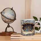 Tazza in ceramica con design libreria 3D