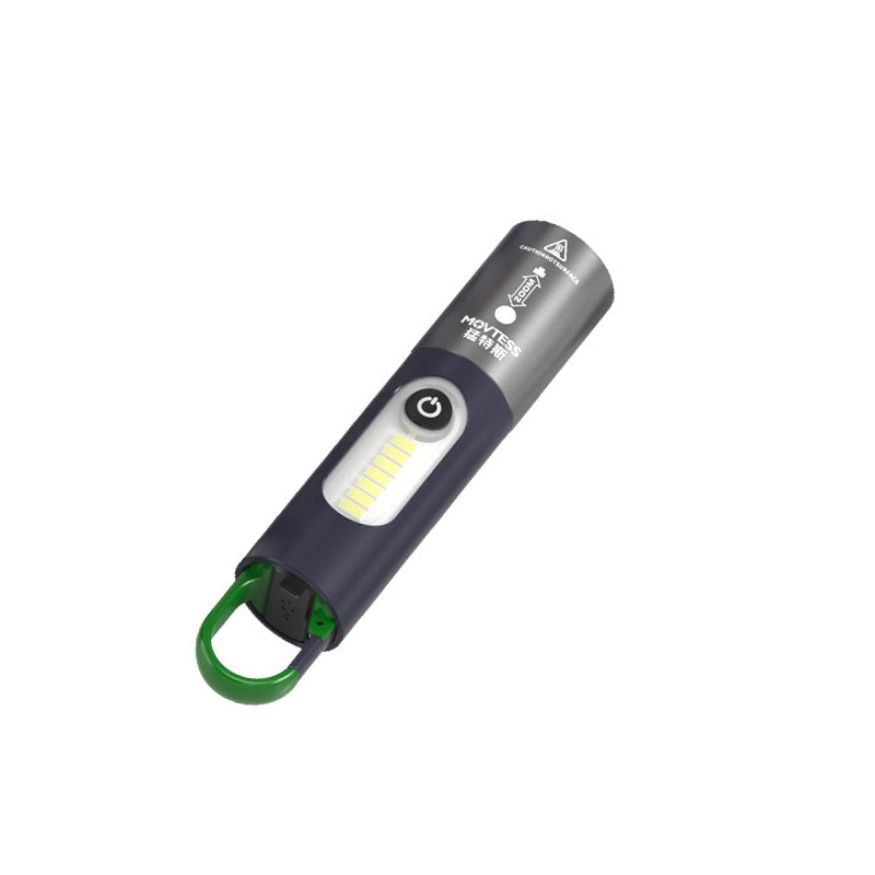 Torcia LED ricaricabile 750 lumen con portata 200 m