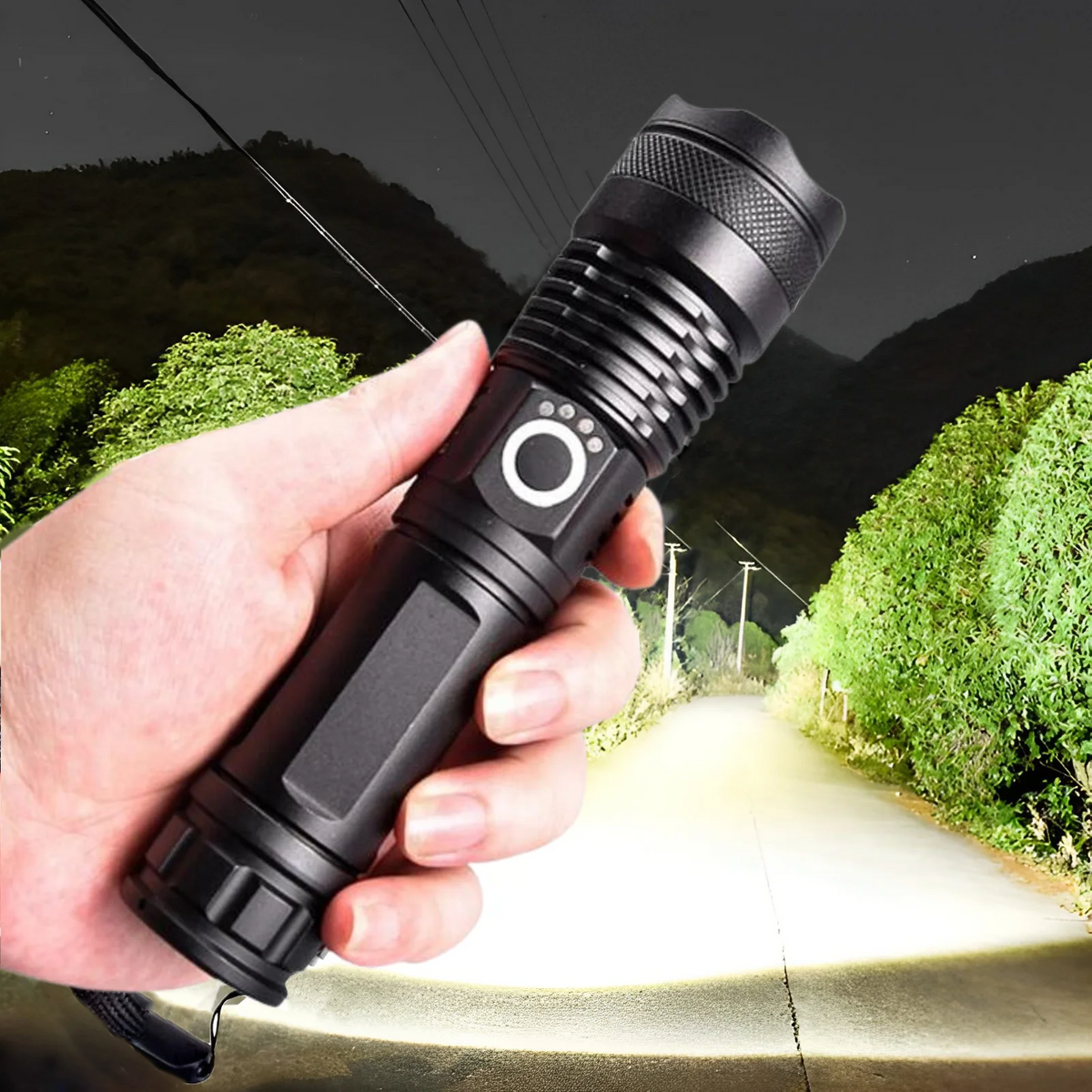 Torcia LED ricaricabile USB ultra potente