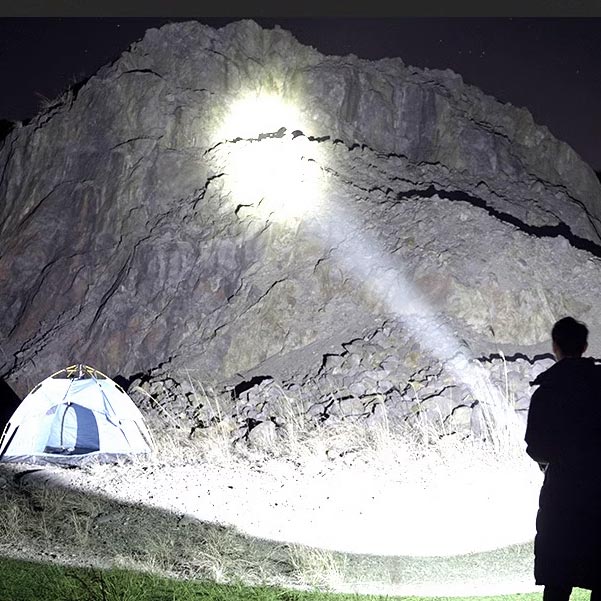Torcia portatile a doppia testa super luminosa