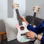 Ukulele decorativo per bambini