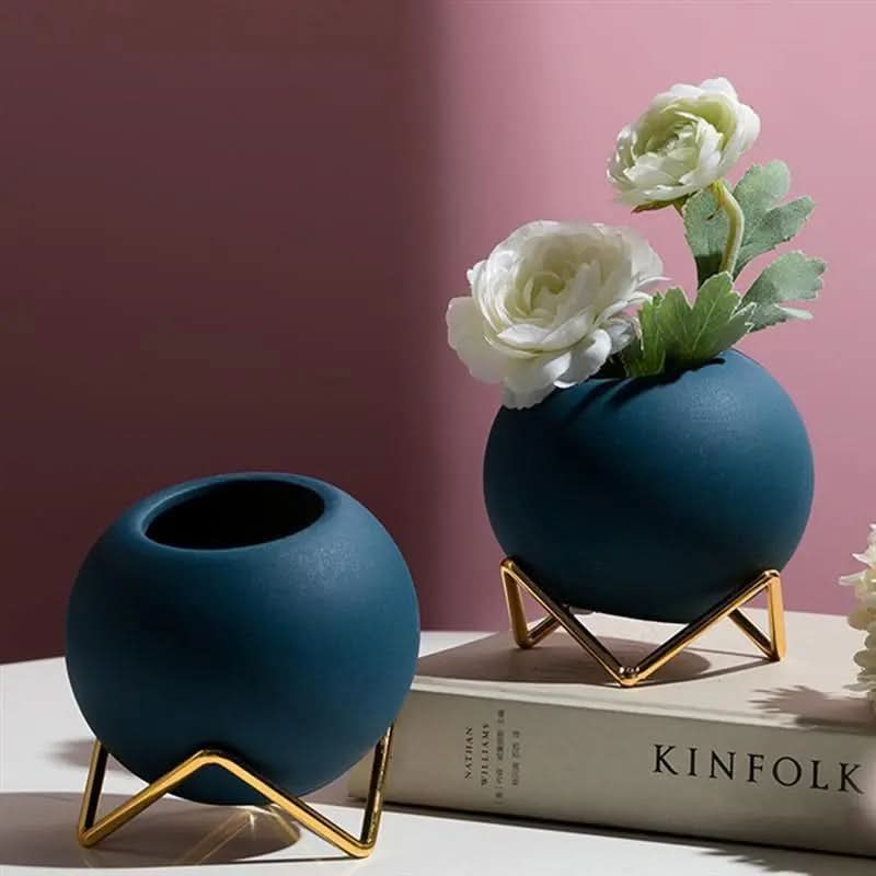 Vaso in ceramica con supporto in metallo – colori vivaci
