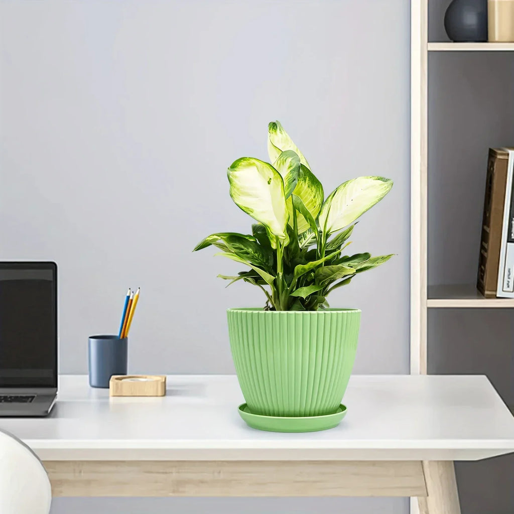 Vaso per piante con struttura scanalata e sottovaso – Vaso in plastica resistente