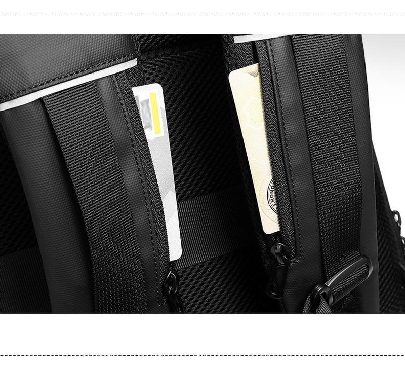 Zaino da viaggio per laptop 40 cm idrorepellente con porta USB